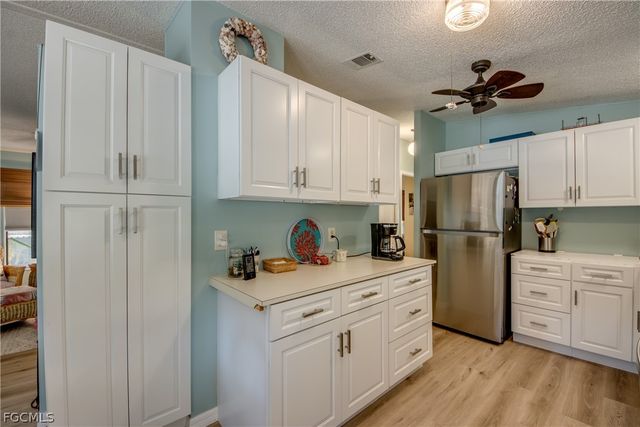 7169 Drum DR, St James City, FL 33956