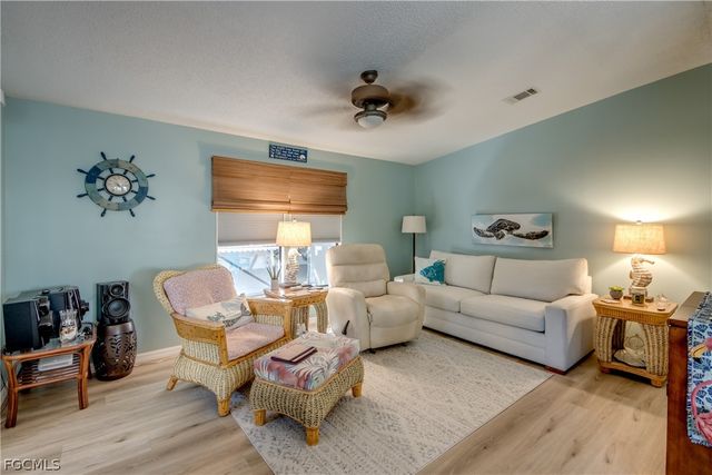 7169 Drum DR, St James City, FL 33956