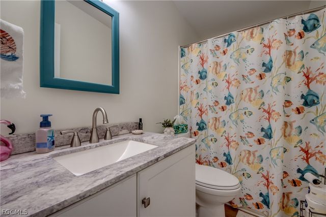 7169 Drum DR, St James City, FL 33956