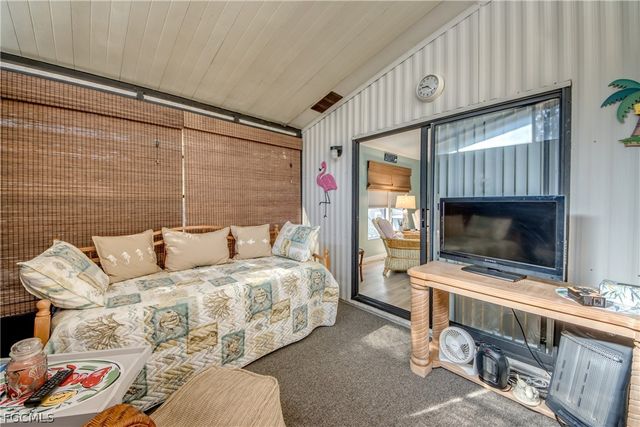 7169 Drum DR, St James City, FL 33956