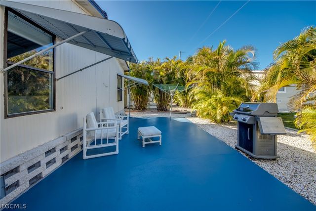 7169 Drum DR, St James City, FL 33956