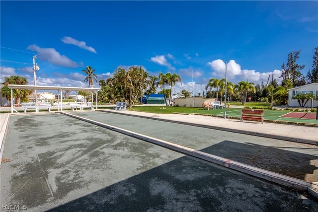 7169 Drum DR, St James City, FL 33956