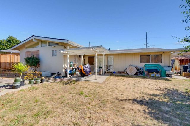 229 Bronson Street, Watsonville, CA 95076