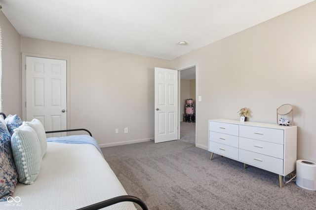 89 Spring Lake Drive, Westfield, IN 46074