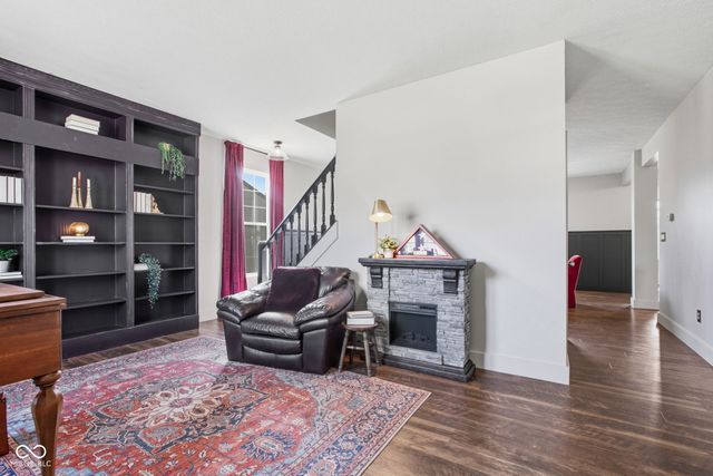 89 Spring Lake Drive, Westfield, IN 46074