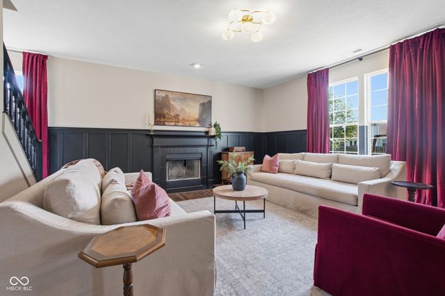 89 Spring Lake Drive, Westfield, IN 46074