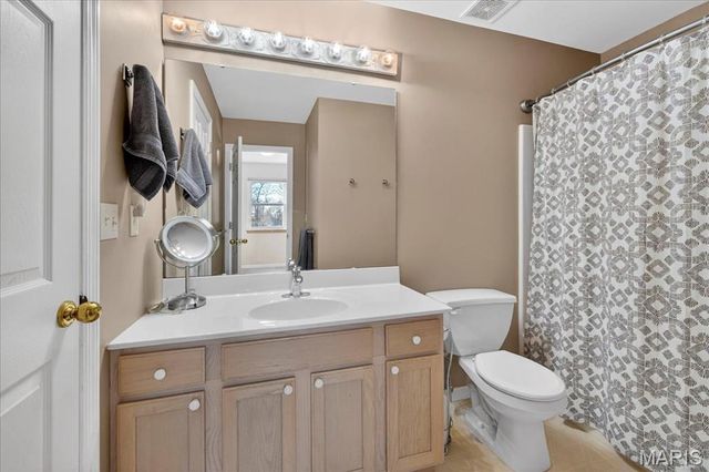 16500 Victoria Crossing Drive, Wildwood, MO 63040