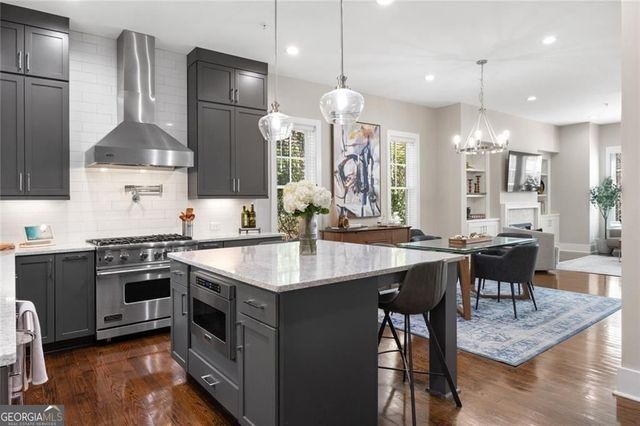 1808 Huntington Hills Lane NW, Atlanta, GA 30309