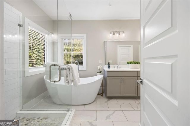 1808 Huntington Hills Lane NW, Atlanta, GA 30309