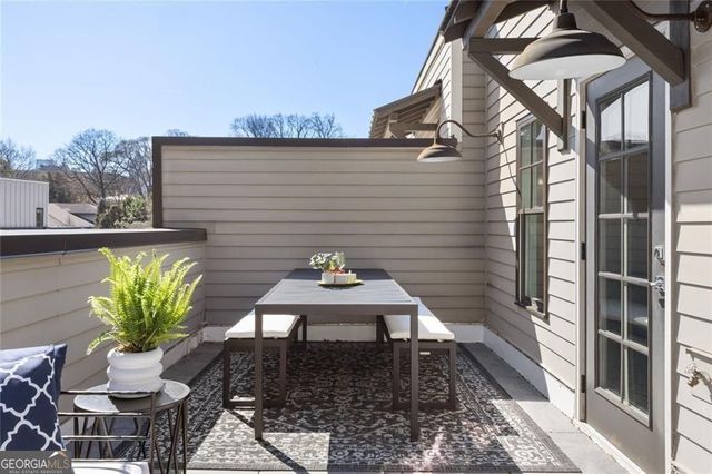 1808 Huntington Hills Lane NW, Atlanta, GA 30309