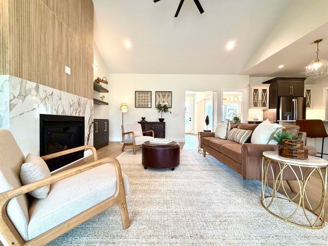 831 Spyglass Hill Drive, Bedford, IN 47421