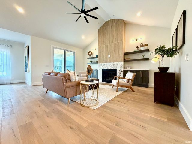 831 Spyglass Hill Drive, Bedford, IN 47421