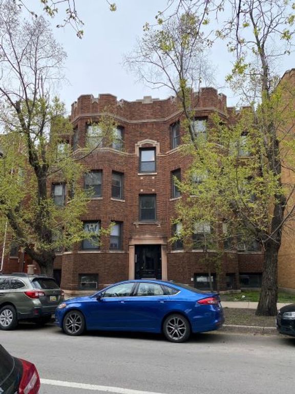 640 W ROSCOE Street 3W, Chicago, IL 60613