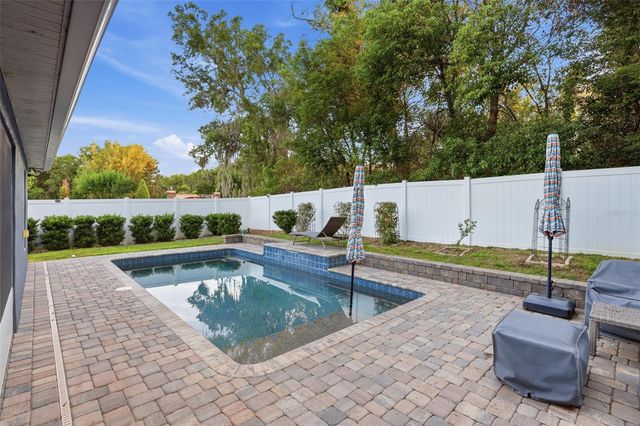 983 CASCADES PARK TRAIL, Deland, FL 32720