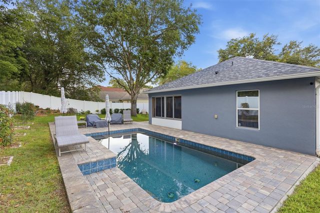 983 CASCADES PARK TRAIL, Deland, FL 32720