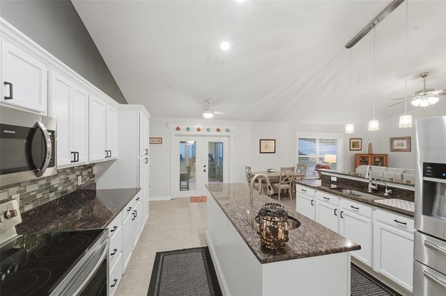 983 CASCADES PARK TRAIL, Deland, FL 32720