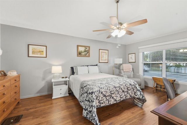 983 CASCADES PARK TRAIL, Deland, FL 32720