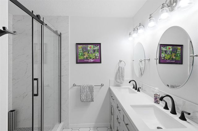 983 CASCADES PARK TRAIL, Deland, FL 32720