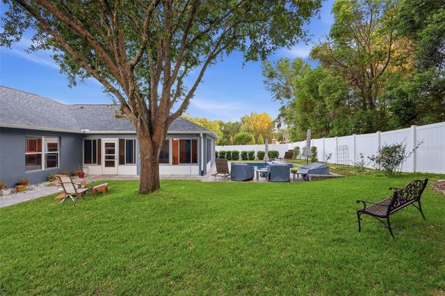 983 CASCADES PARK TRAIL, Deland, FL 32720