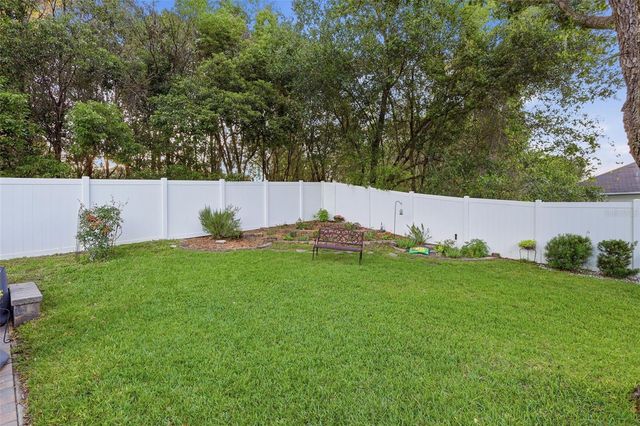 983 CASCADES PARK TRAIL, Deland, FL 32720