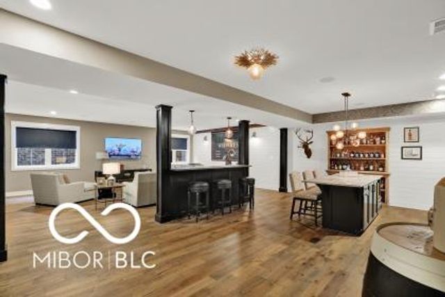 8145 Hanley Lane, Zionsville, IN 46077