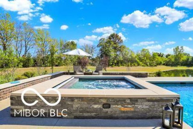 8145 Hanley Lane, Zionsville, IN 46077