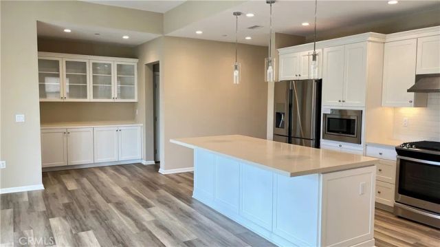 155 Bishop, Irvine, CA 92620