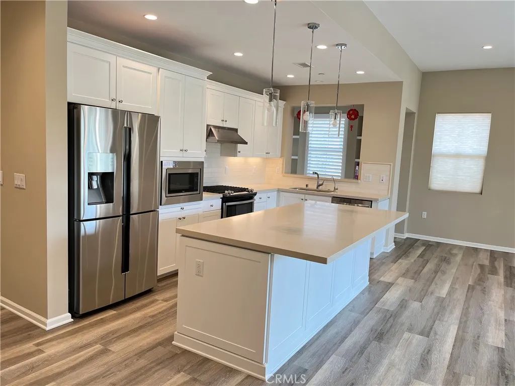 155 Bishop, Irvine, CA 92620