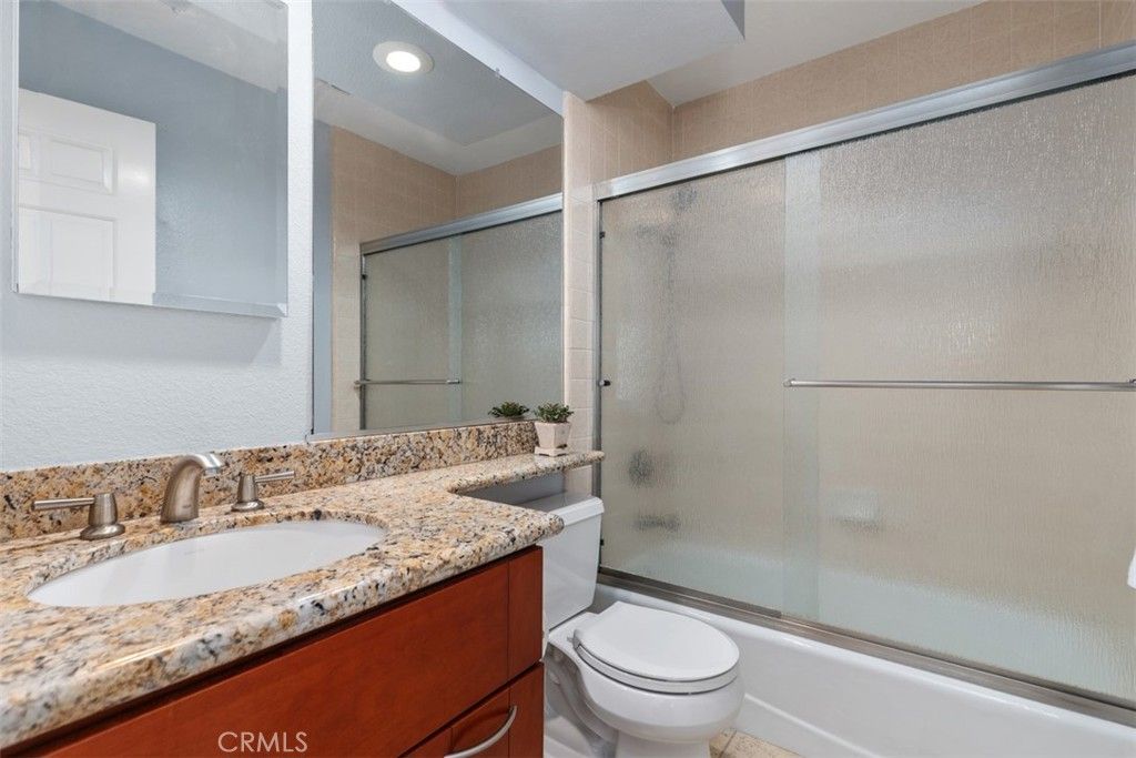 Image 31 of property listing at 28302 Alava, Mission Viejo, CA 92692