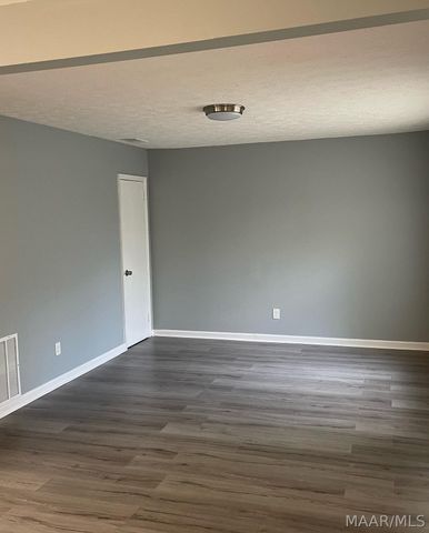 1636 YARBROUGH Street, Montgomery, AL 36110