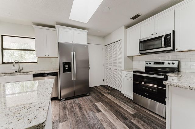 96 E BAYSHORE DRIVE, Port Orange, FL 32127