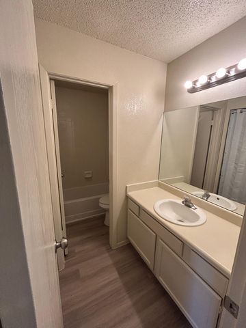 521 Greenlawn BLVD, Round Rock, TX 78664
