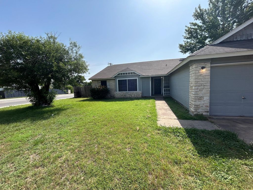 521 Greenlawn BLVD, Round Rock, TX 78664