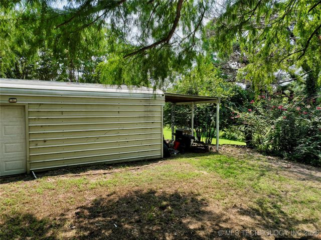 1791 W Mcgill Circle, Eufaula, OK 74432