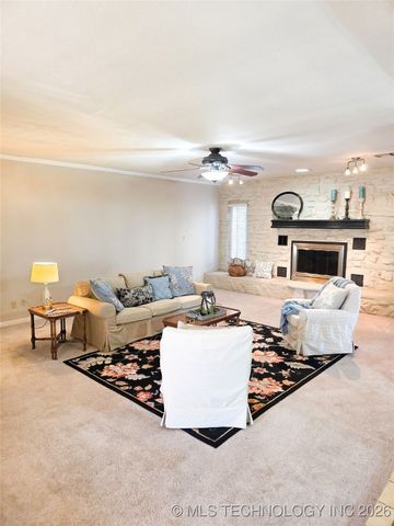 1791 W Mcgill Circle, Eufaula, OK 74432