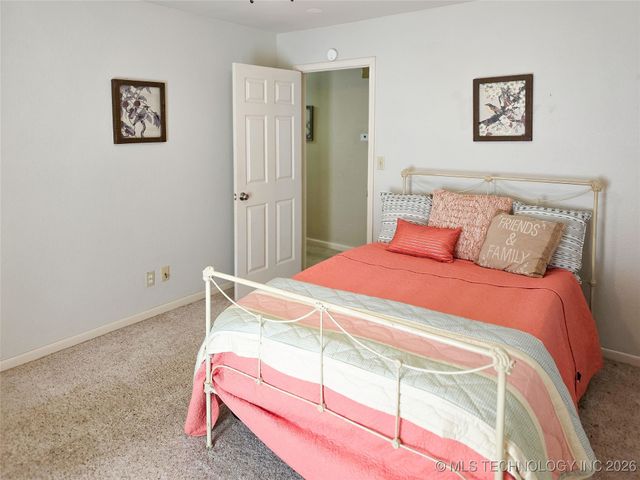 1791 W Mcgill Circle, Eufaula, OK 74432