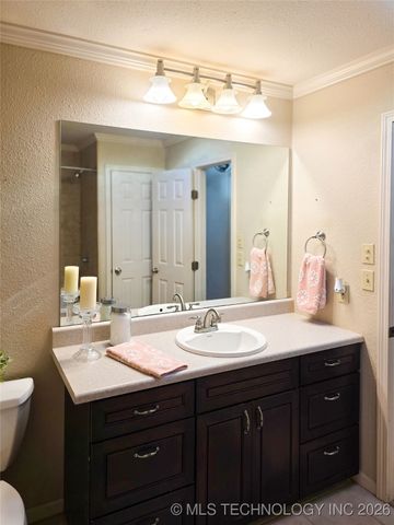 1791 W Mcgill Circle, Eufaula, OK 74432