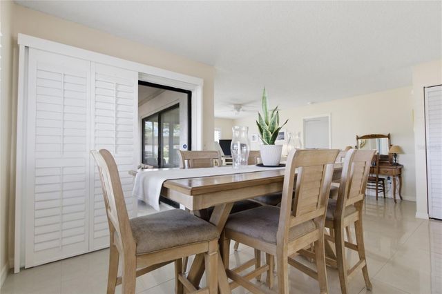 2701 COUNTRYSIDE BOULEVARD 101, Clearwater, FL 33761