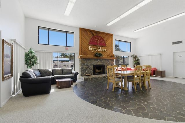 2701 COUNTRYSIDE BOULEVARD 101, Clearwater, FL 33761