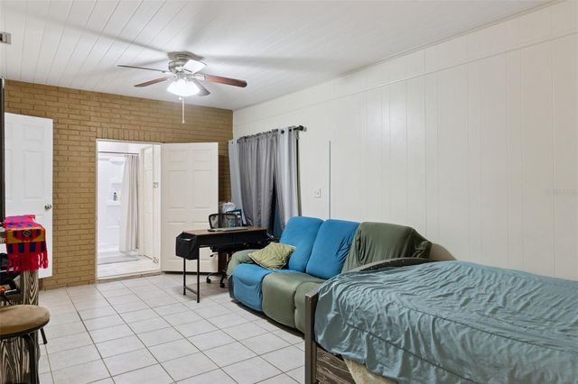 303 GRANADA ROAD, Auburndale, FL 33823