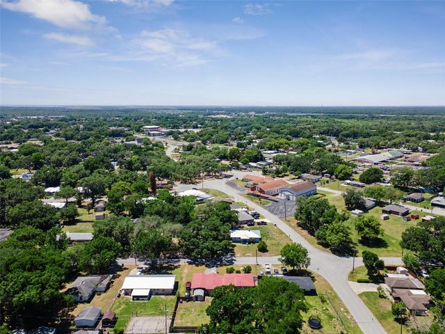 303 GRANADA ROAD, Auburndale, FL 33823