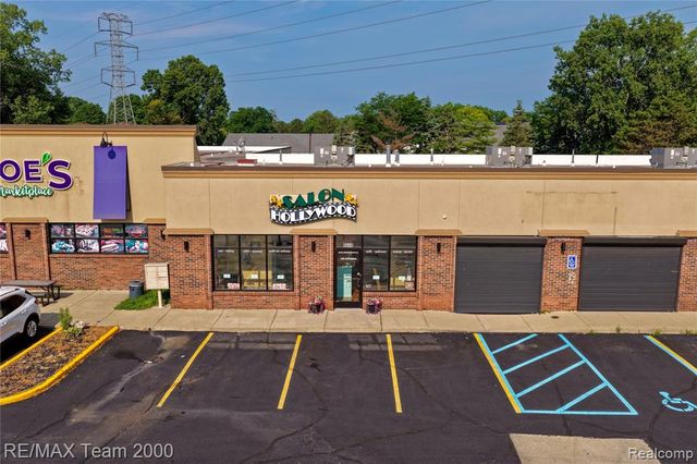 8631 N Newburgh Road, Westland, MI 48185