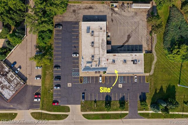 8631 N Newburgh Road, Westland, MI 48185