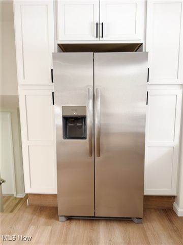 5024 Dorset Drive, Brooklyn Heights, OH 44131