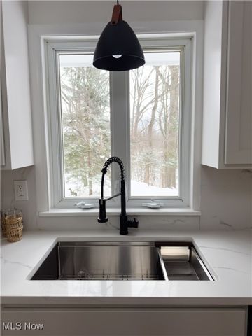 5024 Dorset Drive, Brooklyn Heights, OH 44131