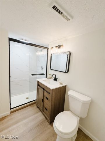 5024 Dorset Drive, Brooklyn Heights, OH 44131