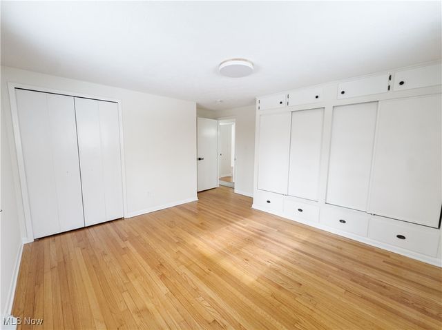 5024 Dorset Drive, Brooklyn Heights, OH 44131