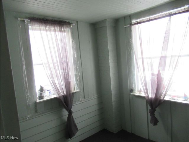 4927 E 84 Street, Garfield Heights, OH 44125