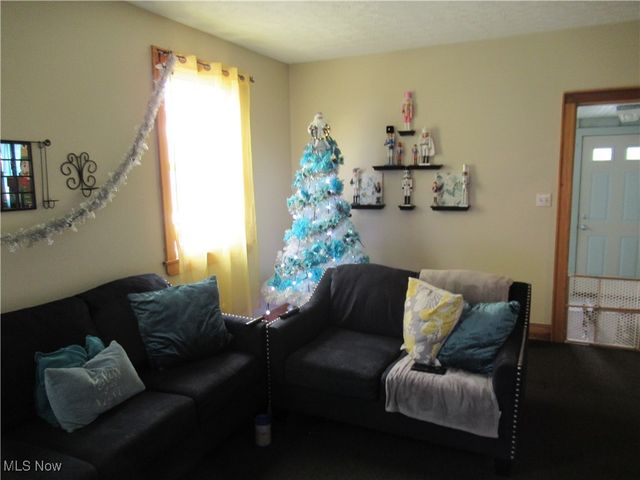 4927 E 84 Street, Garfield Heights, OH 44125