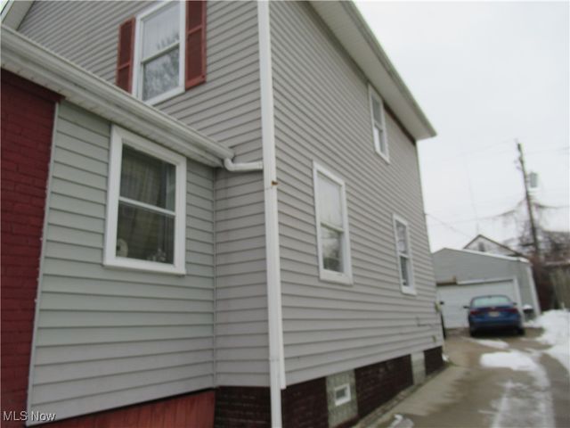 4927 E 84 Street, Garfield Heights, OH 44125